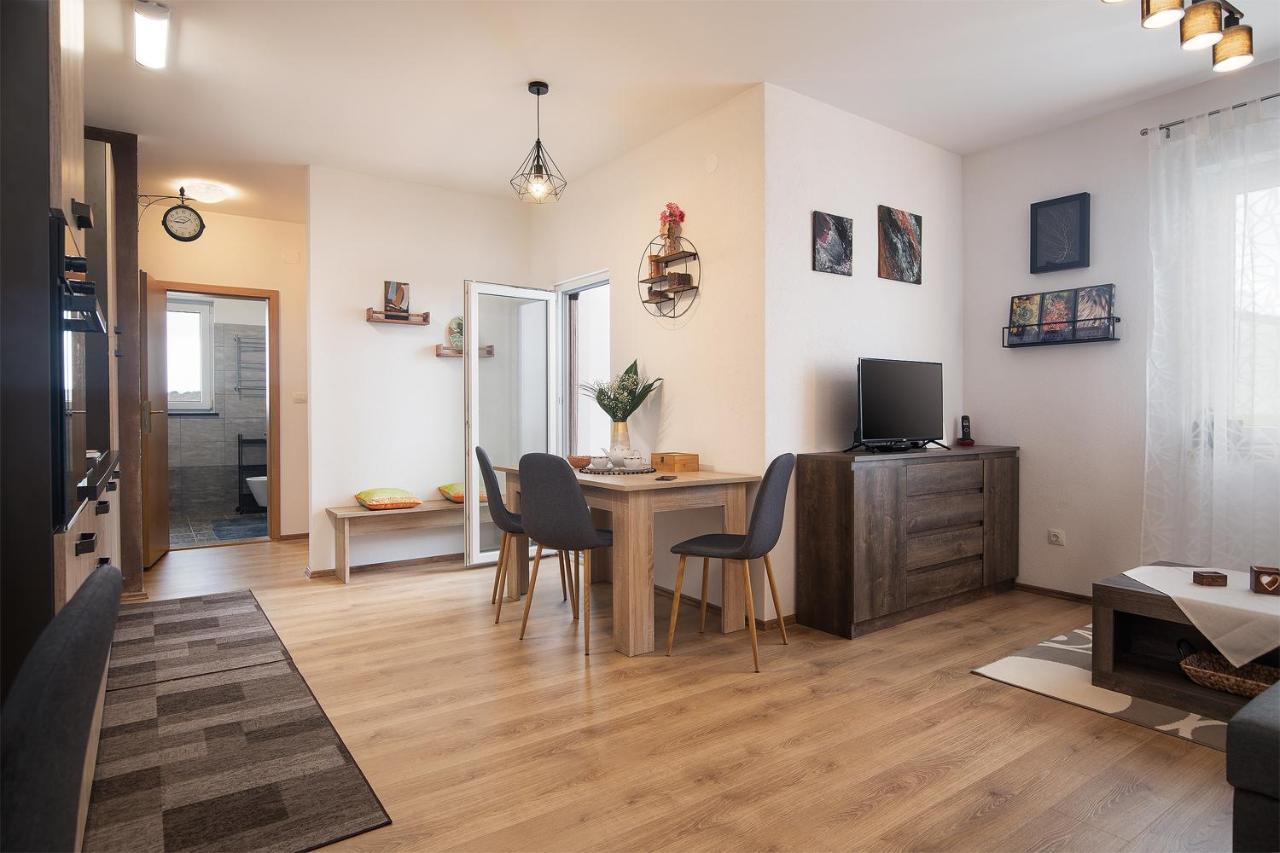 Apartment Little Gallery **** Rovinj Buitenkant foto