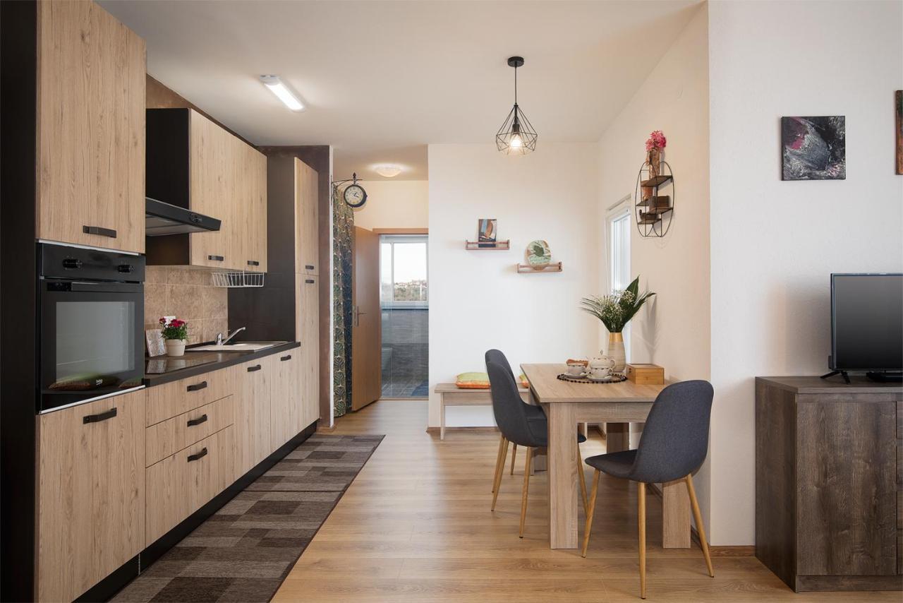 Apartment Little Gallery **** Rovinj Buitenkant foto